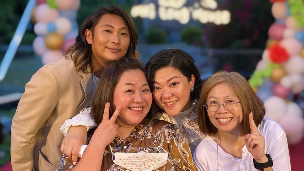 46歲杜詩梅補辦婚禮 20年好友鍾欣凌獻上祝福