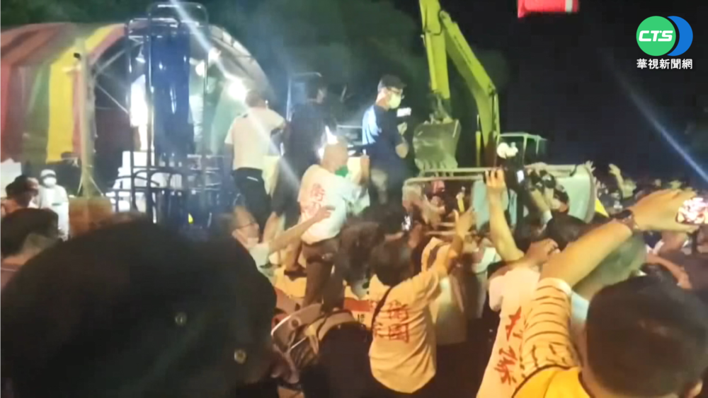 坤輿掩埋場拚試運轉 百人混戰濺血8人傷