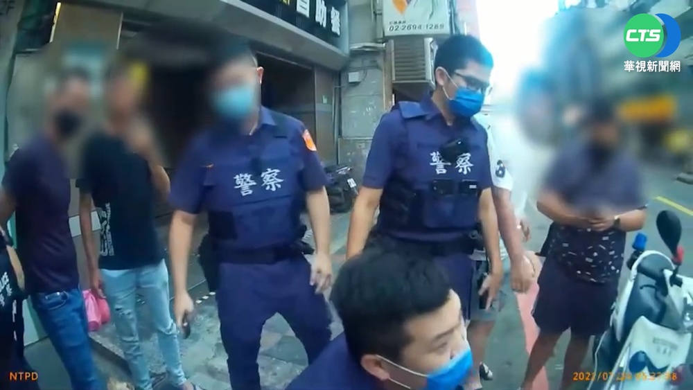 不滿店家通報未成年 4男砸店搗亂還嗆警