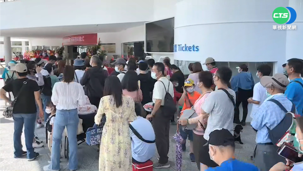 上山下海抗熱浪! 遊客湧溪頭.海邊避暑