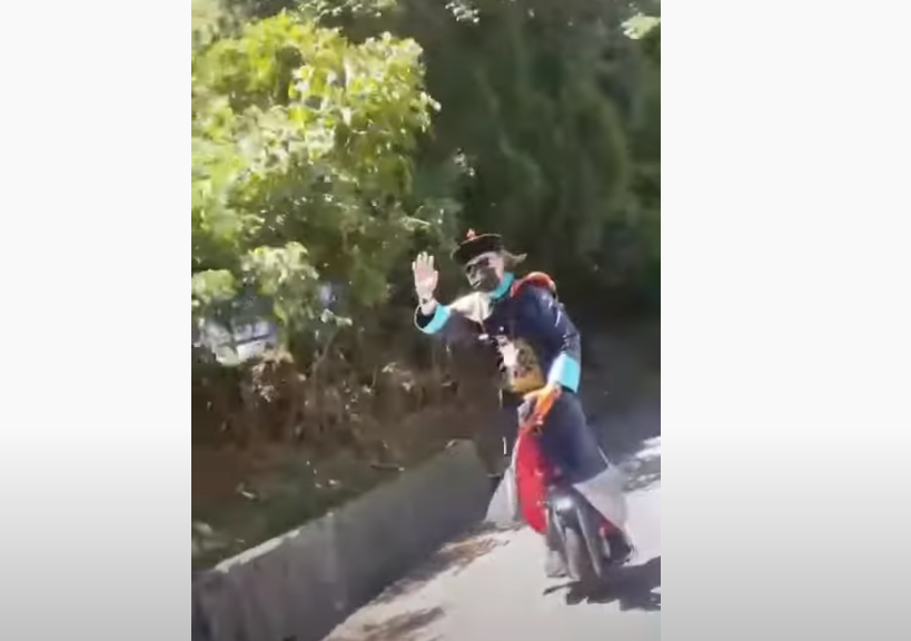 從南美館跑出來？北宜公路驚見殭屍騎車上路