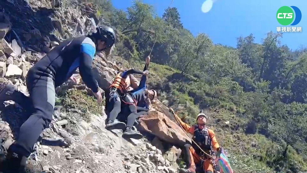 失聯11天! 台東揹工命喪溪谷 家屬心碎