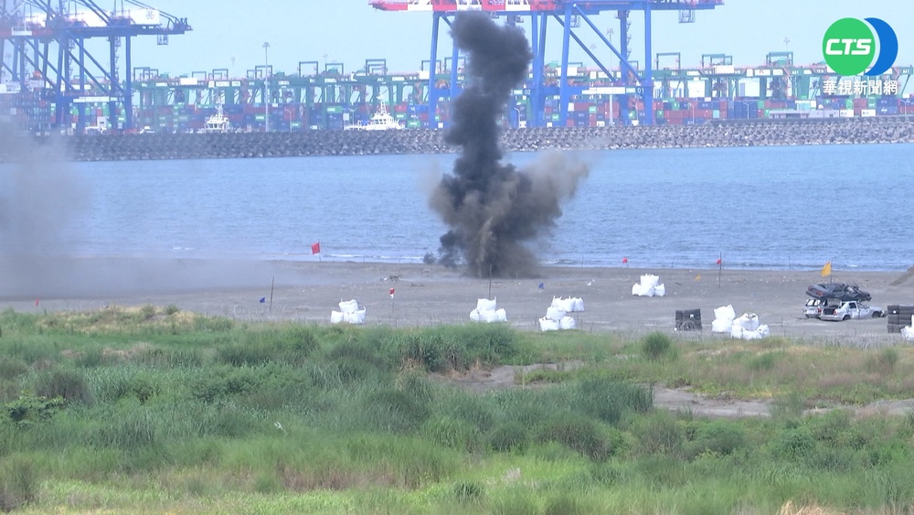 模擬共軍搶灘淡水河 國軍海陸空聯合反擊