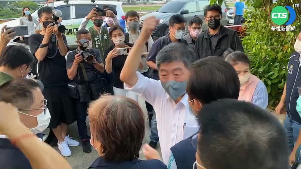 內湖交通誰來救? 黃珊珊批陳:完成規劃再來選