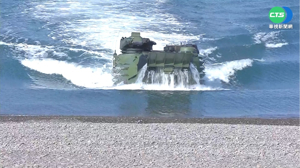 聯興操演模擬"灘頭登陸" 海空健兒聯手攻擊