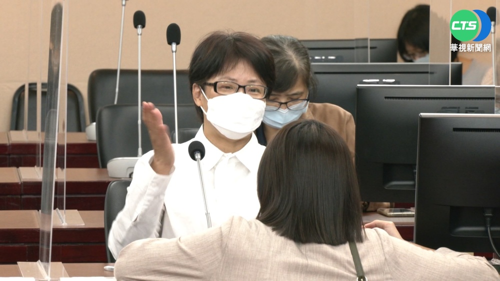 涉貪交保首露面 陳信瑜:口頭請辭捍衛清白