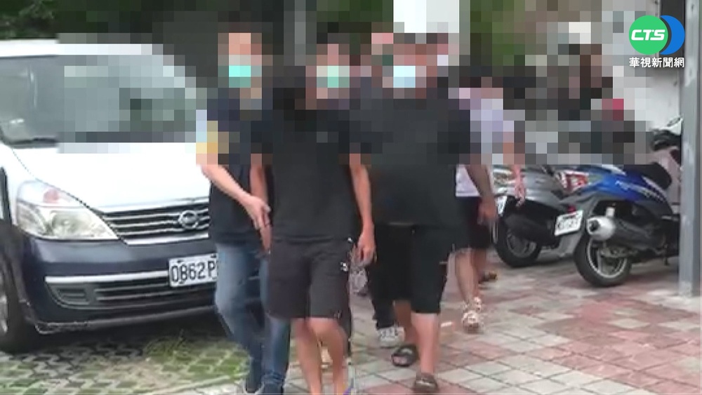 台中25人大亂鬥 17歲男被刀刺胸送命