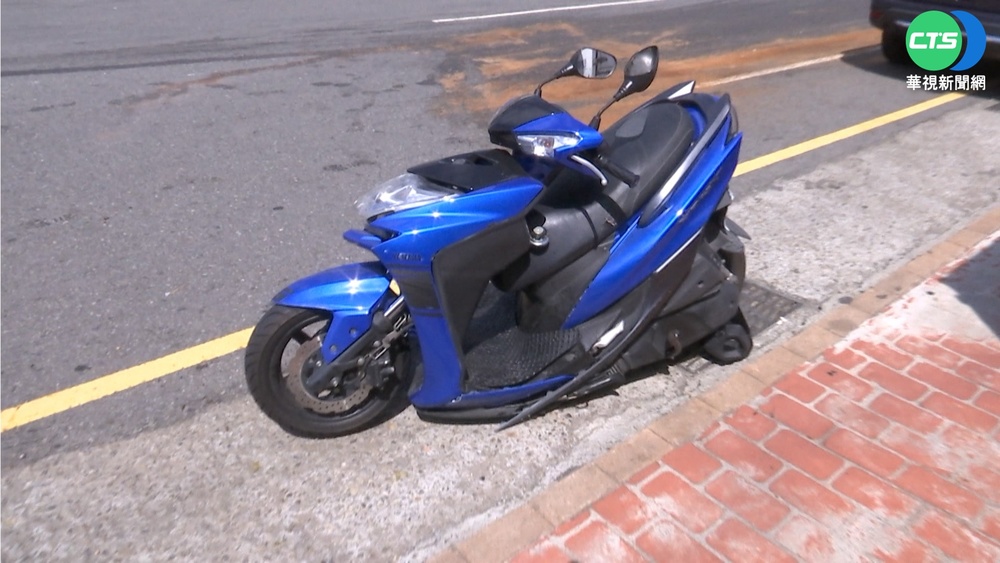 轎車暴衝連撞3汽機車 2騎士噴飛1身亡