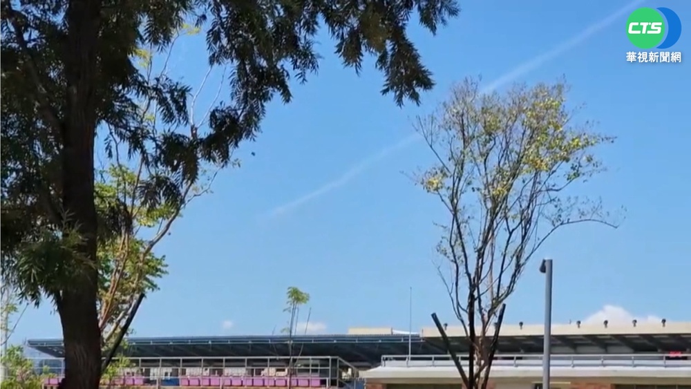 中共無人機遭國軍驅離 金門民眾拍到了!