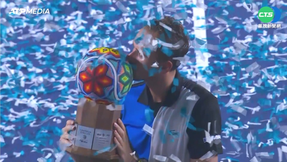 保球王頭銜! 俄國"梅總"頂壓力奪本季首冠