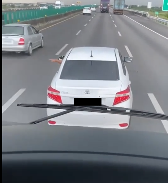 圖片翻攝自 記者爆料網 影片