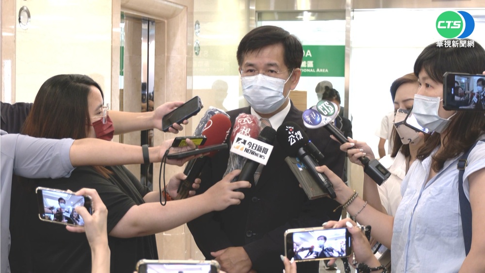 "護台大vs.挺堅" 論文案掀學界連署熱