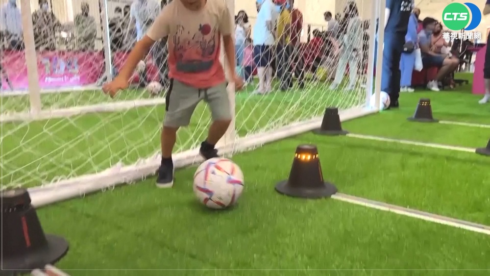 世足賽倒數! 全球首座"可拆式"體育館亮相