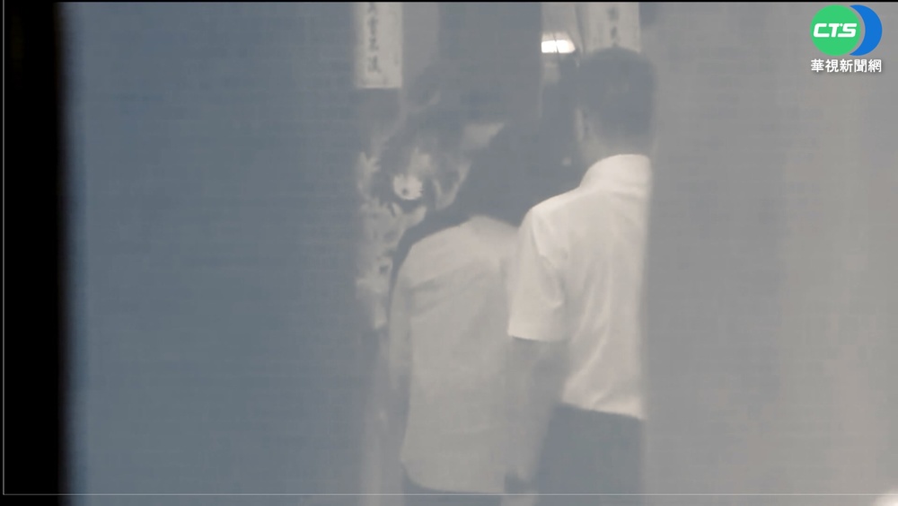 2年輕員警因公殉職 家屬招魂淚喚親人