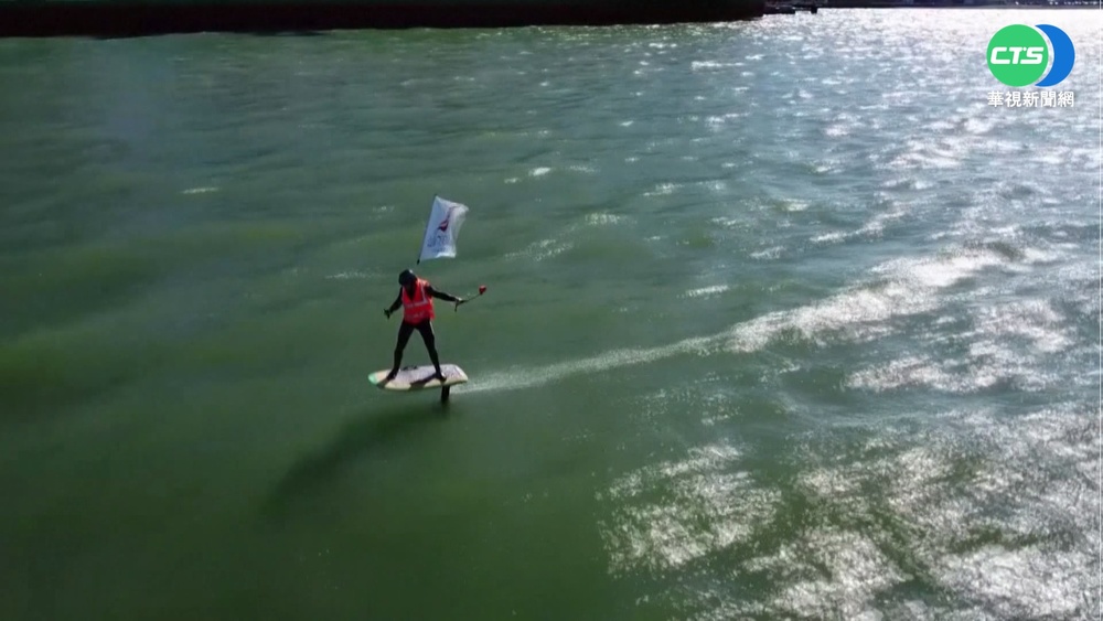 不滿物價飆升薪資縮水 英最大貨櫃港罷工