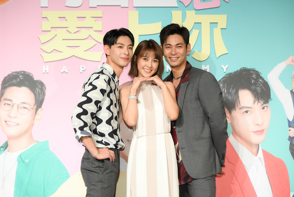 《門當互懟愛上你》連晨翔與大元吻戲狂漱口 楊子儀夜市拍戲吸睛成人氣王