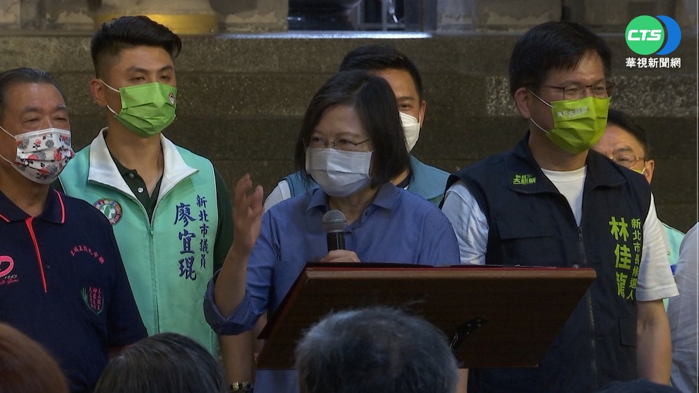 合體林佳龍拜廟! 總統推薦"新北最好人選"