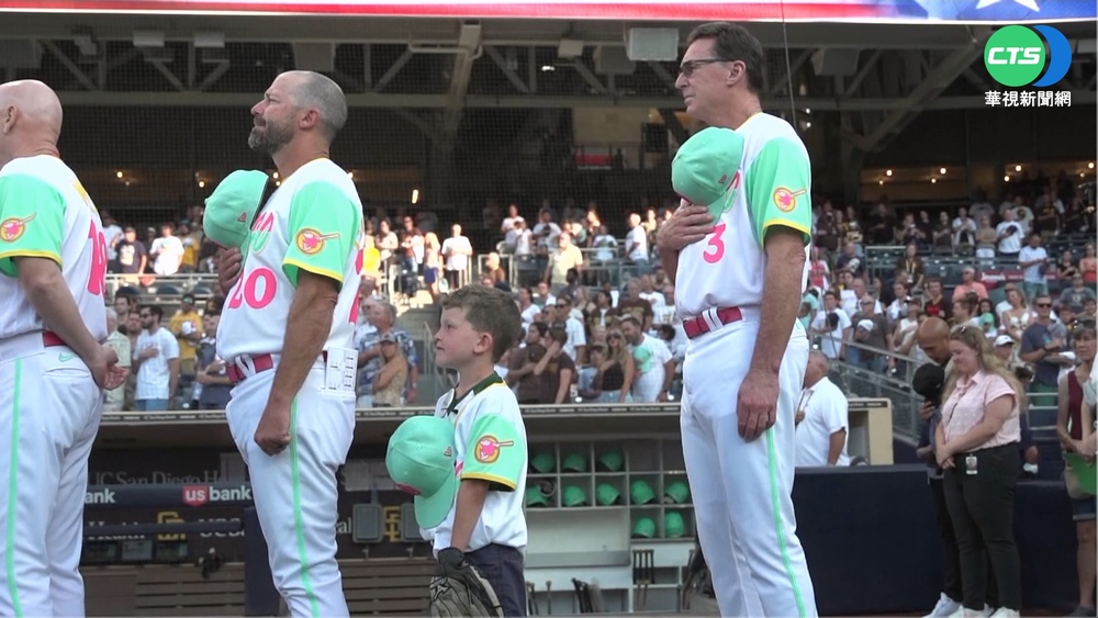 6歲白血病男童圓夢 教士簽署一天球員合約!