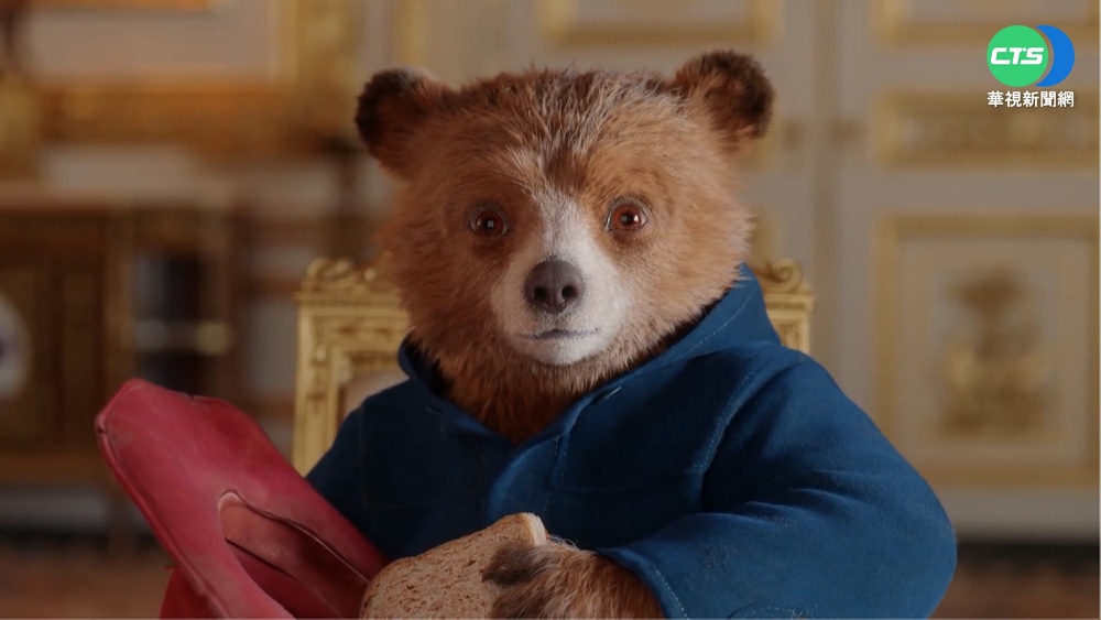 與柏靈頓熊喝下午茶! 追憶女王童趣一面