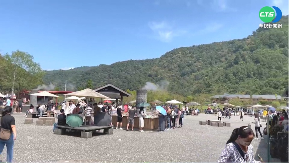 中秋連假第二天 宜蘭知名景點湧人潮