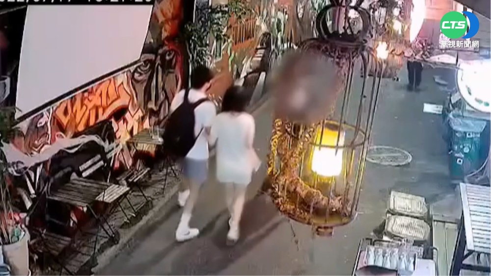 路人嚇壞! 西門町1男持刀逛大街狡辯"想磨刀"