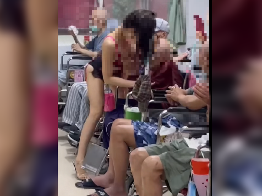 極樂養老院！辣妹蹭阿公惹議 醫師：長者心情好可增免疫力