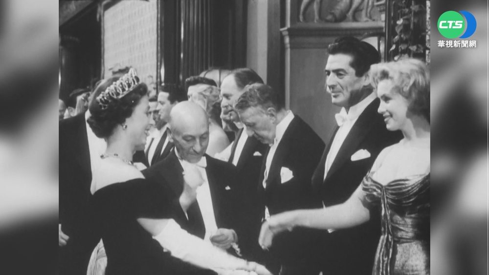 現代史名人錄!那些年女王見過的影視名流