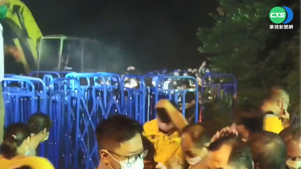 坤輿掩埋場許可9/15失效 流血衝突函送20人