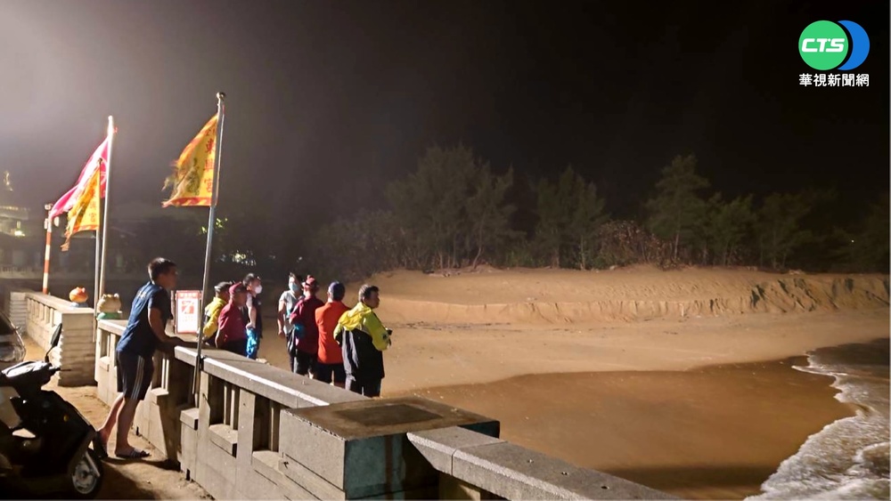 貢寮衝浪客晚間失蹤 龍門沙灘尋獲遺體