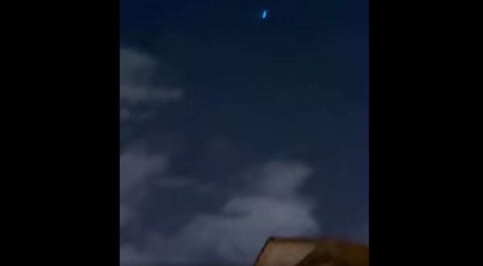 用Costco新玩具「製造快樂」 結果芭比Q：有飛碟？