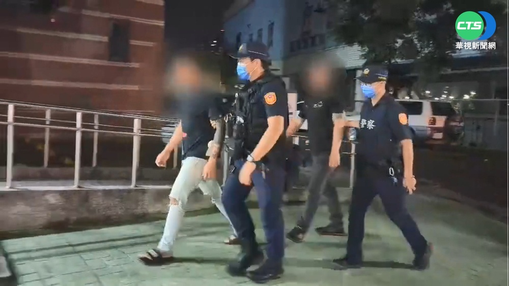 騎士按喇叭遭打斷牙 警循車牌逮2惡煞