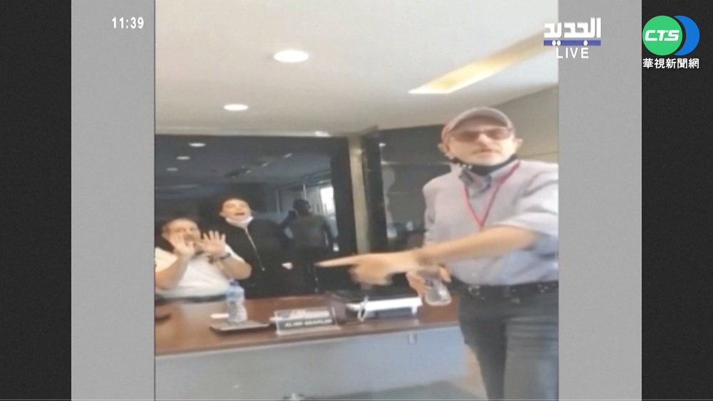 黎巴嫩經濟危機凍存款 存戶自力救濟"搶銀行"