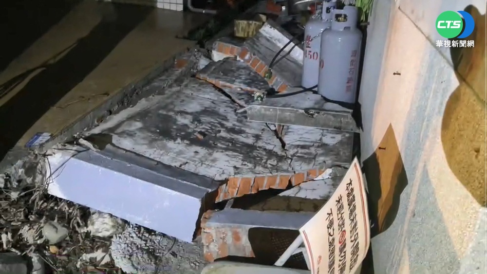 關山6.4強震超晃 外牆塌! 鹿野民眾不敢返家