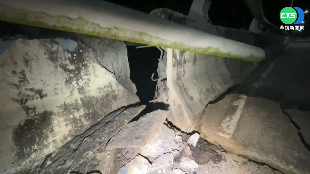 6.4強震撼台東! 寶華大橋護欄錯位橋面隆起