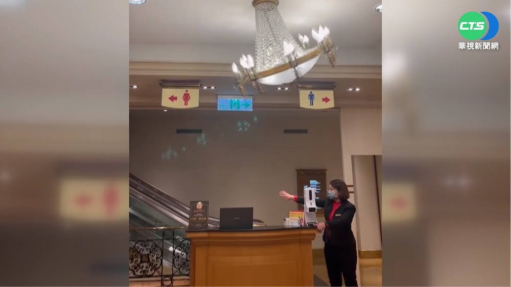 吊燈狂搖鎮定引導避難 網封地表最淡定員工