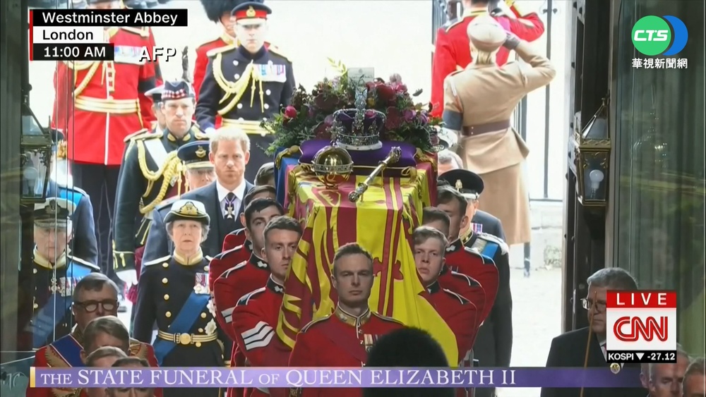 英女王國葬儀式登場 全英國默哀2分鐘