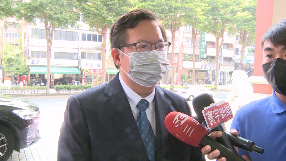 桃園八德羽球場天花板震塌！ 鄭文燦：瑞助要負起責任