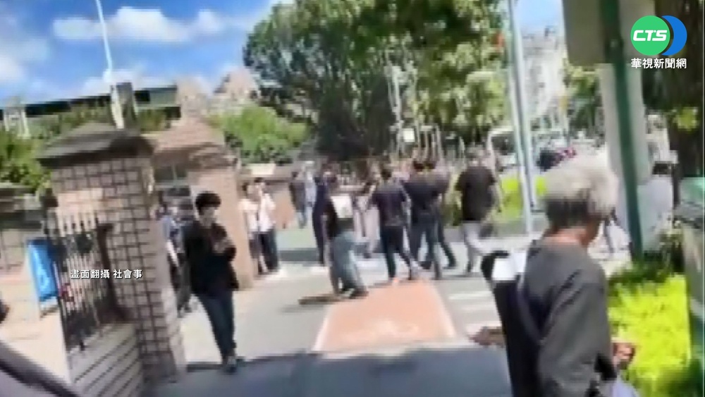 囂張! 黑衣人包圍新北地院 所長遭噴辣椒水