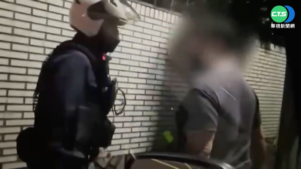 男涉襲警遭起訴 法官:"未主動"攻擊無罪