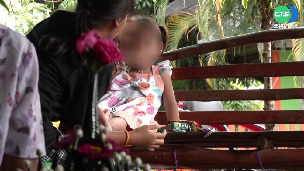 泰國托兒所屠殺案 3歲女娃蓋毯熟睡逃死劫