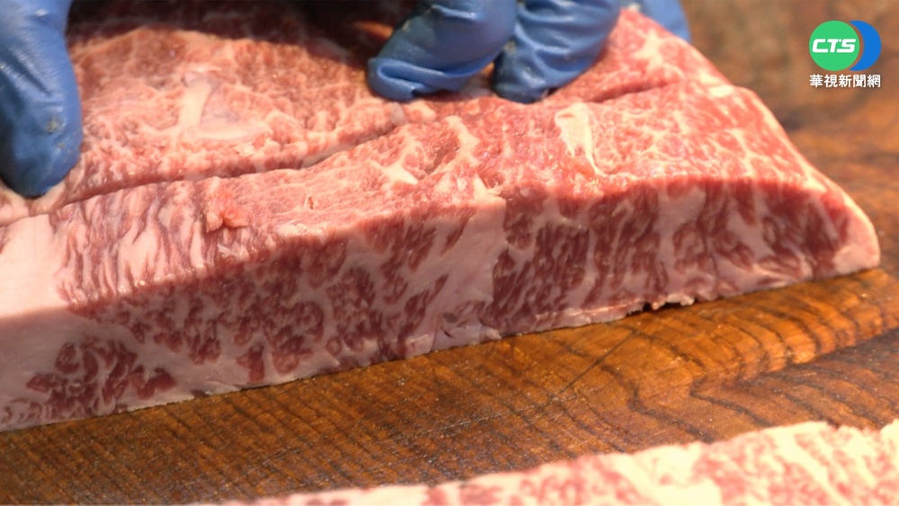 火鍋店遭爆A5和牛變劣質肉上桌 KID道歉