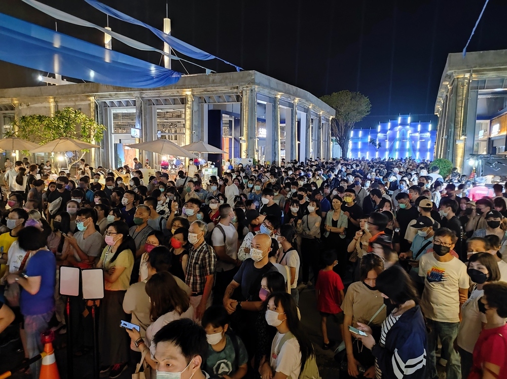 連假130萬人登「設計中島」！高市府加碼穿越機看台灣設計