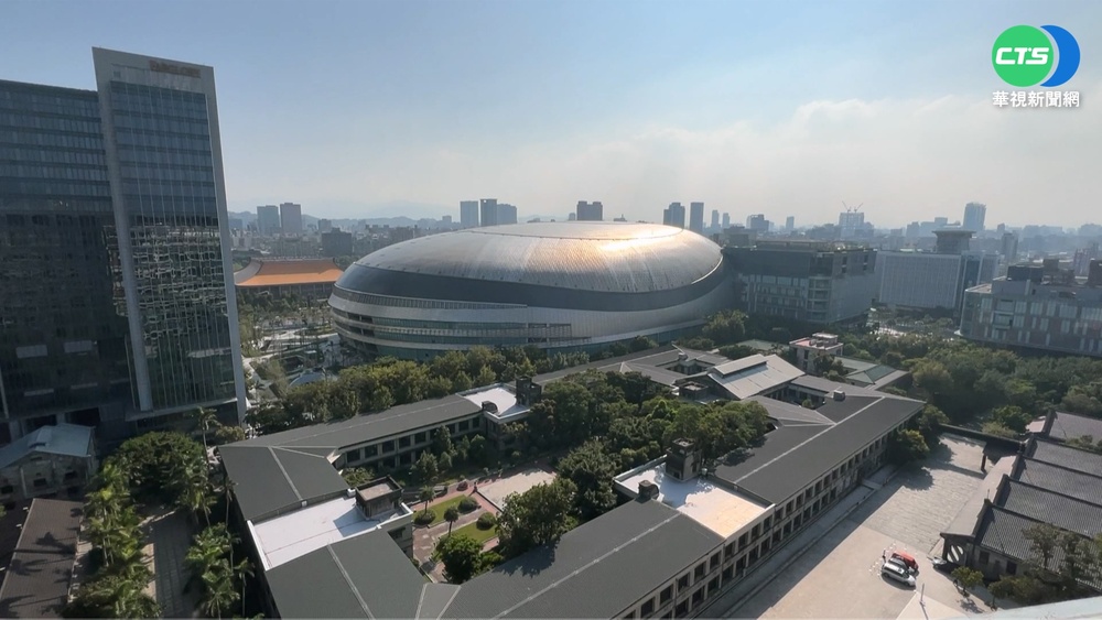 為大巨蛋再槓柯P! 花敬群:北市府包庇護航