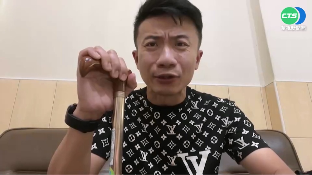 歌手住飯店遭砸傷頭 求償300萬判賠3萬