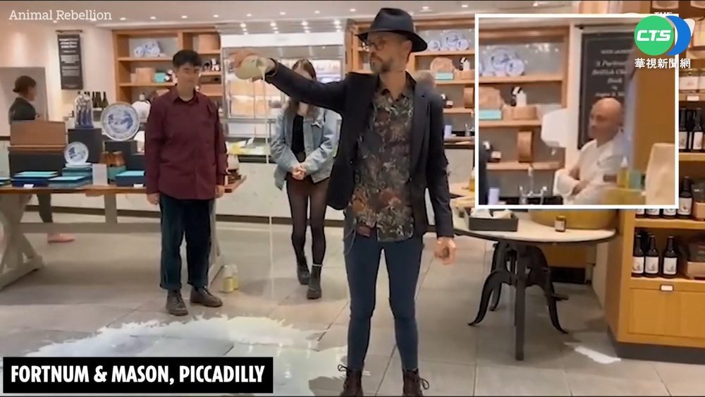 以"愛地球"之名灑奶噴漆破壞 動保人士惹議