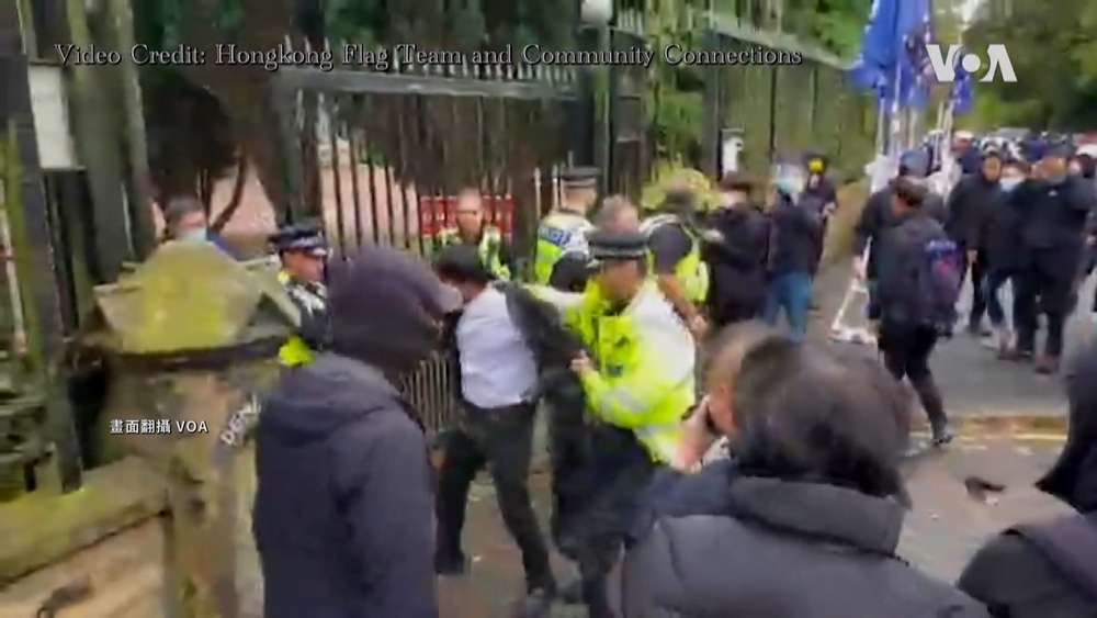 港人抗議20大 遭中國外交官痛毆 矢板:中國還在封建統治