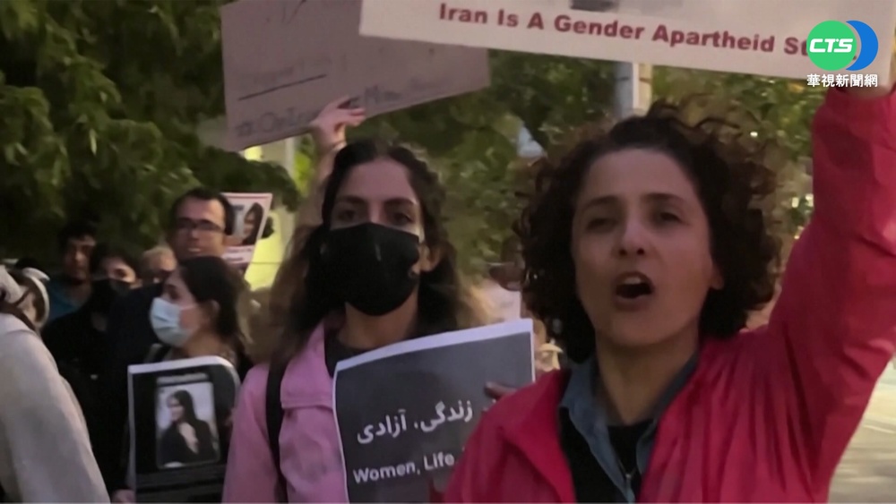 伊朗"反頭巾"示威滿月 民眾怒火越燒越旺