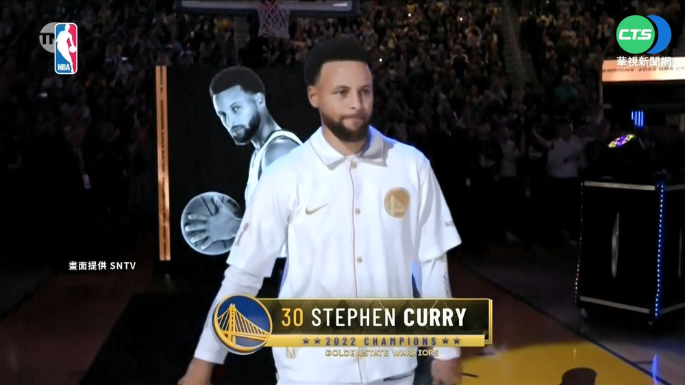 籃球季回歸! 勇士開幕戰前領冠軍戒.掛錦旗