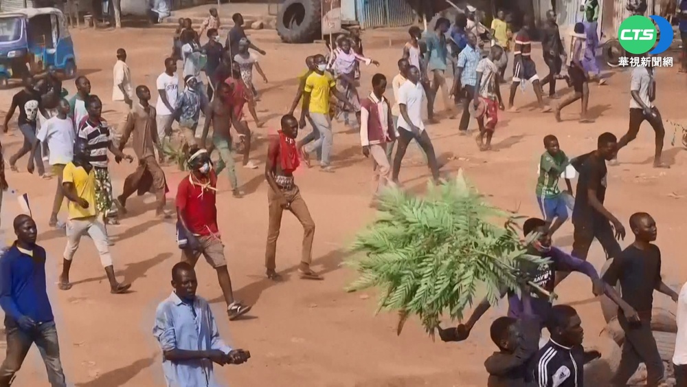 非洲查德民主示威釀動亂 當局鎮壓50死300傷