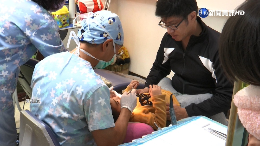 出國念牙醫通過台國考可執業 本土牙醫:不公平